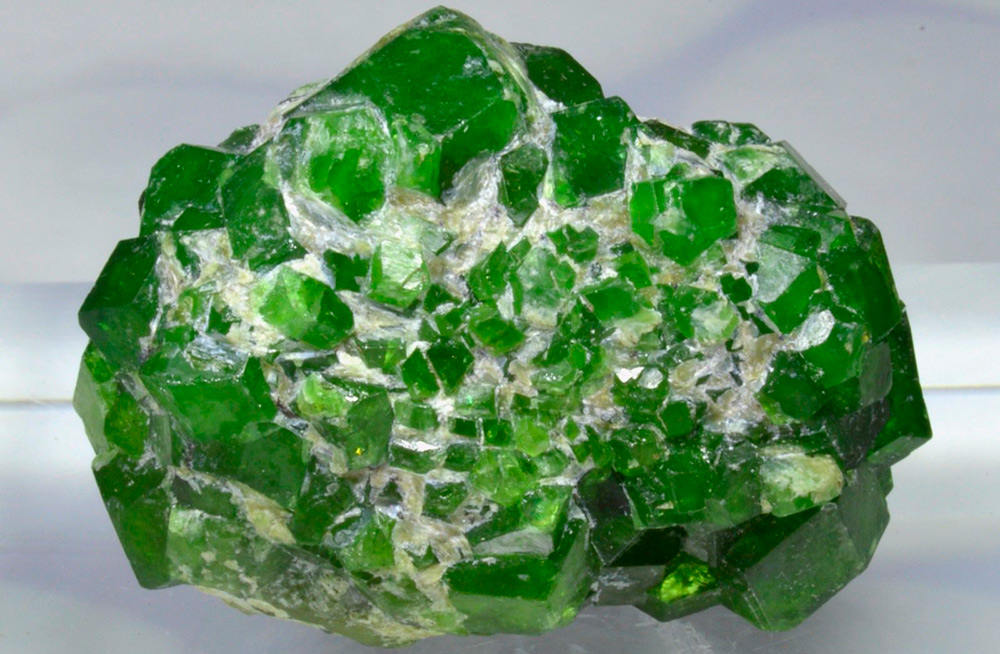 1482305031_demantoid-4.jpg