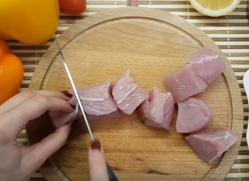 Шашлык из индейки в клюквенно-медовом маринаде