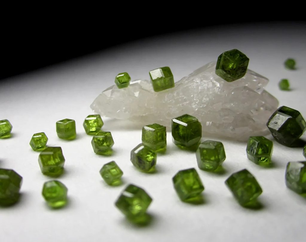 demantoid_1-1024x809.jpg