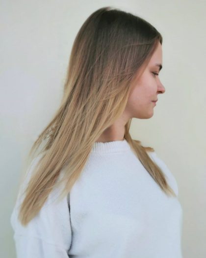 Модная стрижка «лесенка» для длинных волос