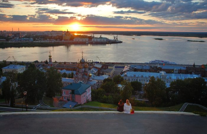 strelka-oki-i-volgi-700x454